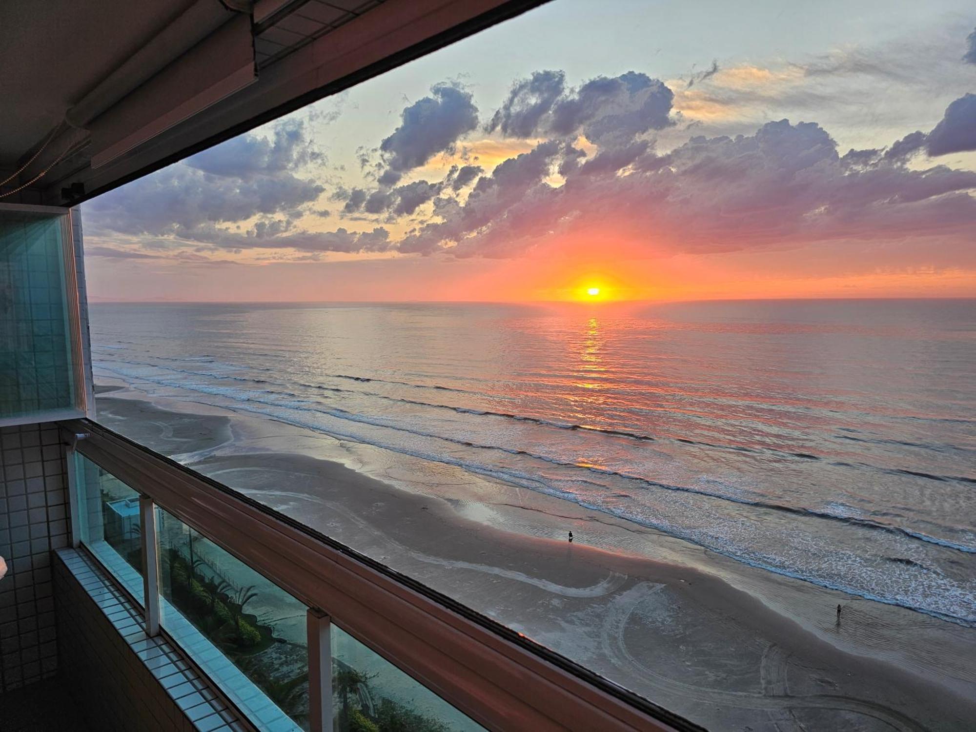 Apartamento Frente Mar Pe Na Areia برايا جراندي المظهر الخارجي الصورة